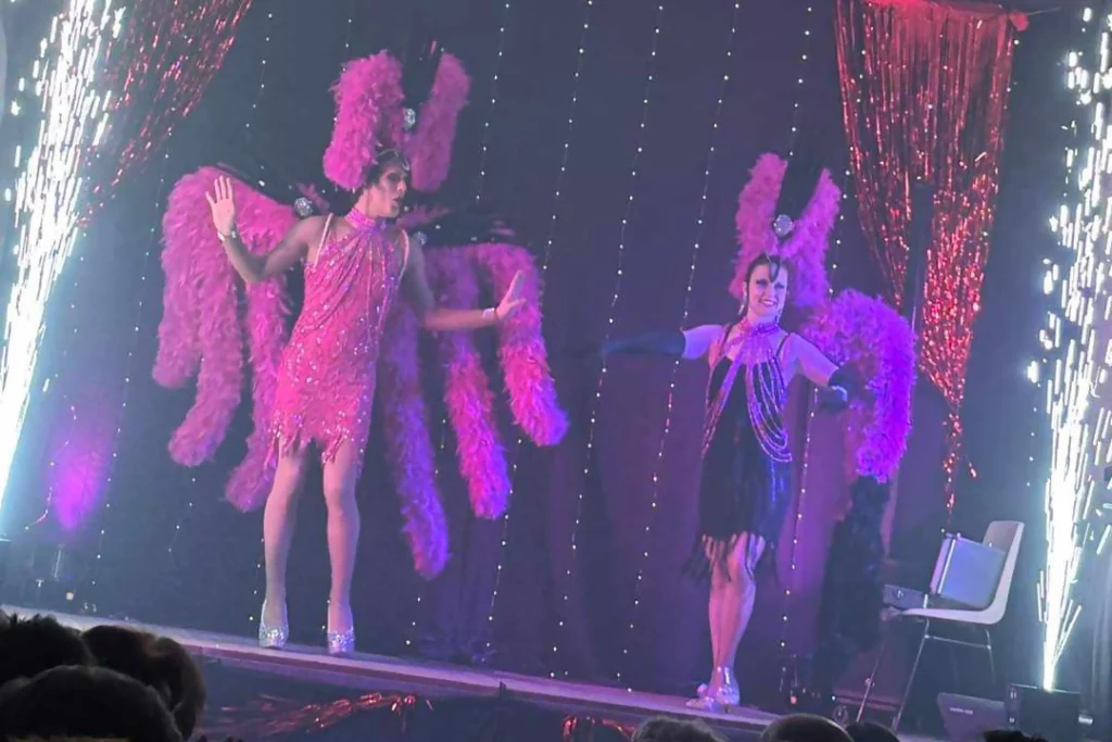 DanseFormiste le spectacle en duo et tableau plumes