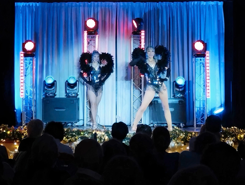 Les danseuses parisienne pour Paris la nuit