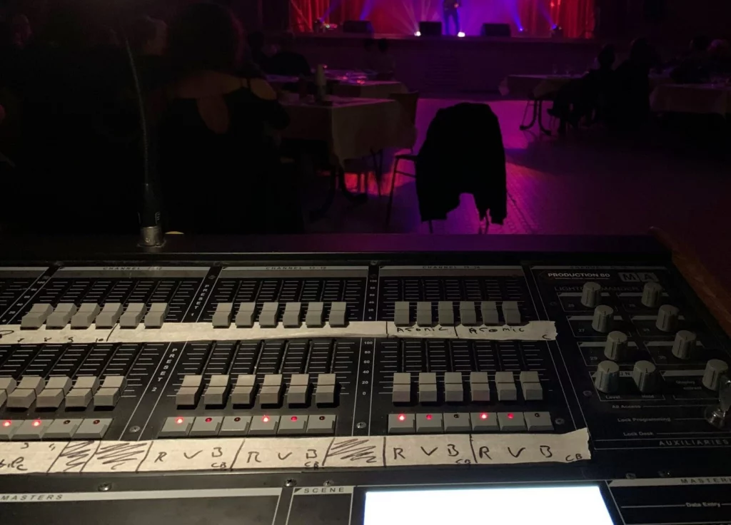 Les équipements technique - Console numérique
