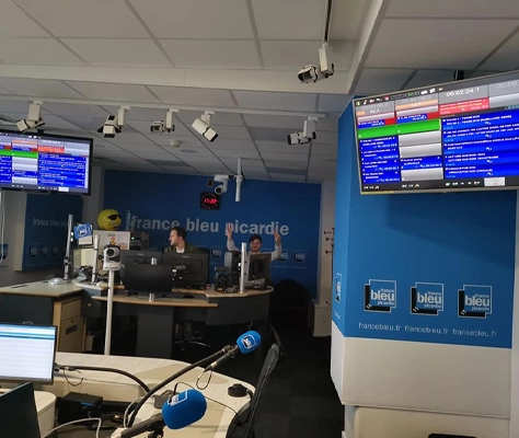 La presse, les journaux et les interview