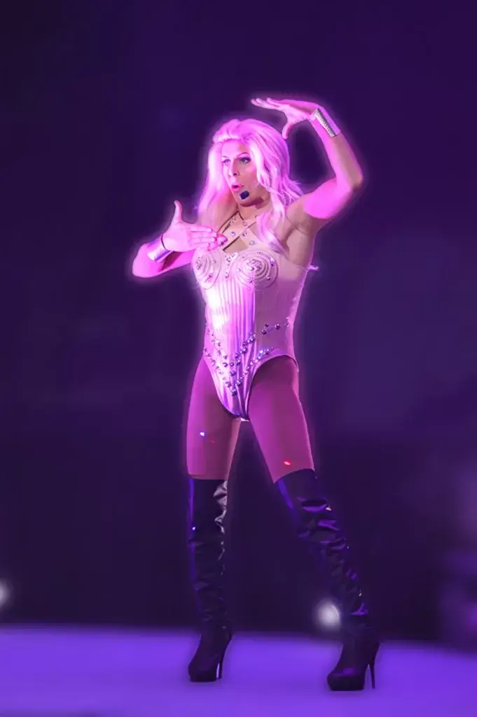 blog 2025 l evolution des costumes cabaret matieres couleurs