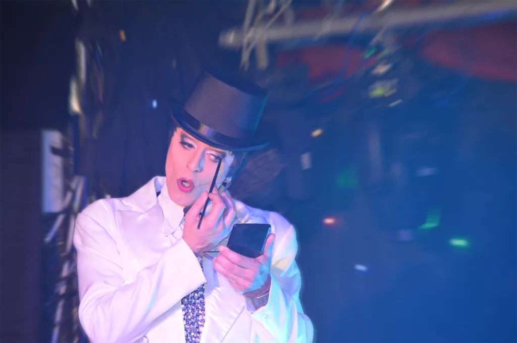 blog 2025 la magie de la metamorphose scene