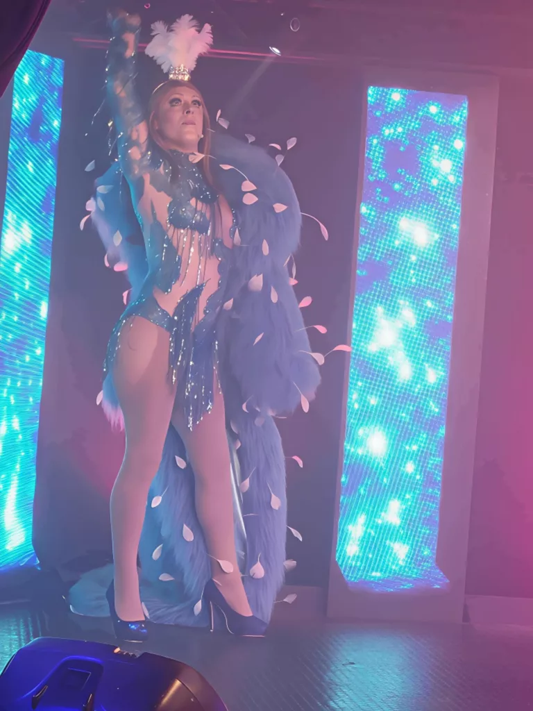 blog miss caline dans les coulisses de la creation transformiste musique