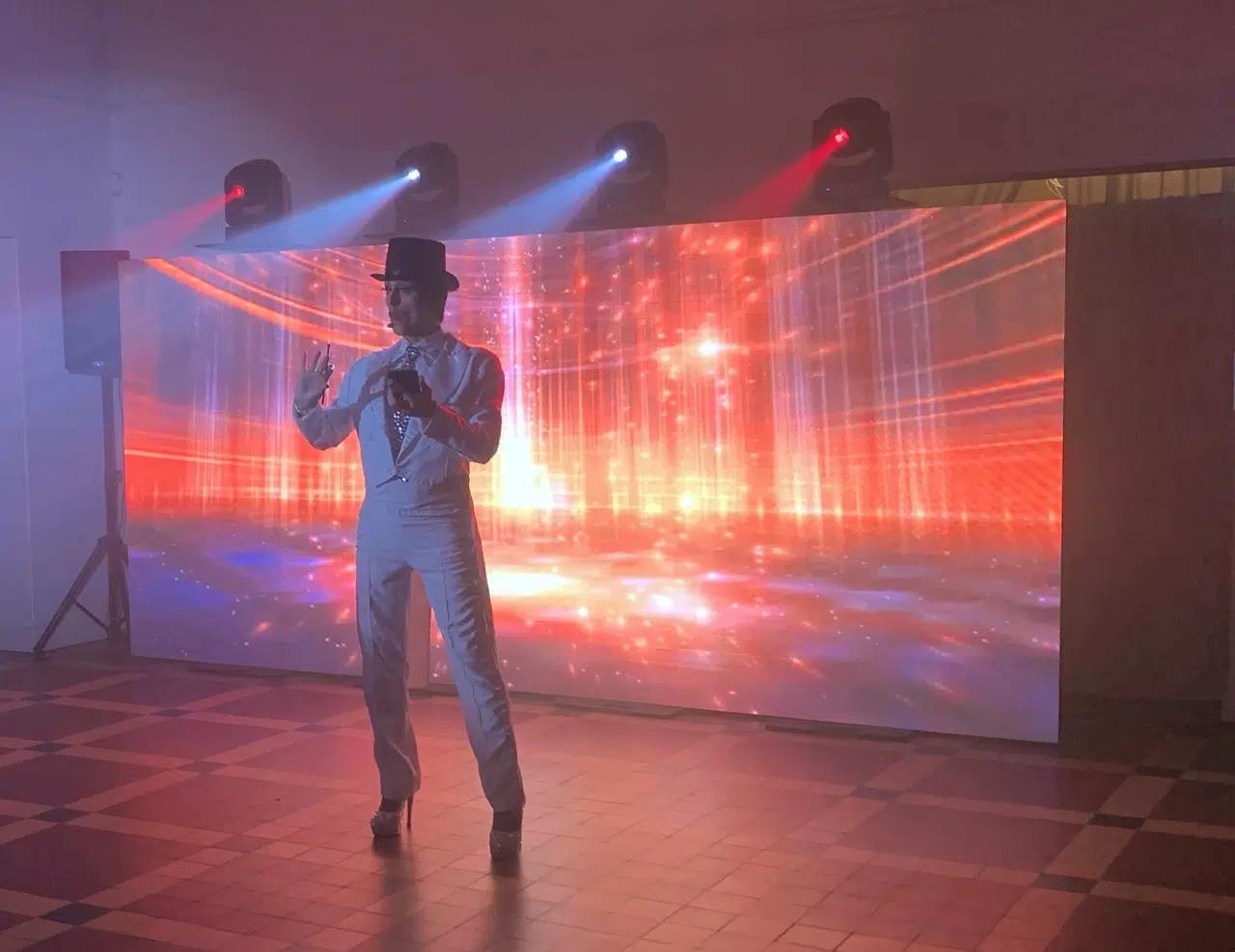 galerie photo cabaret transformiste miss caline