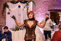 Costume de Mylène Farmer par ce transformiste Costume de Mylène Farmer par ce transformiste