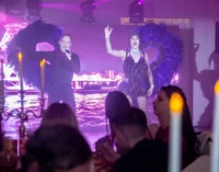 Plumes strass et transformisme dans les Hauts-de-France et l'Oise (60) Plumes strass et transformisme dans les Hauts-de-France et l'Oise (60)