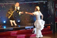 Etre à la hauteur pour le spectacle 2018 à 2023 au cabaret La Belle Epoque